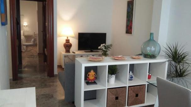 PUSHE Granada Catedral Art & Tradition Apartment in Granada