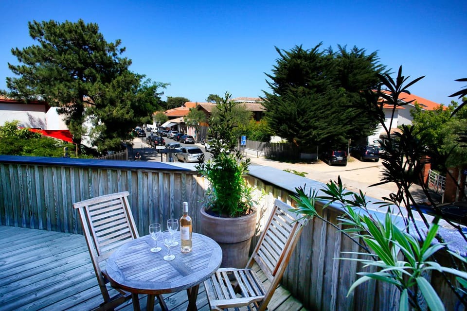 Balcony/Terrace, Dining area, City view