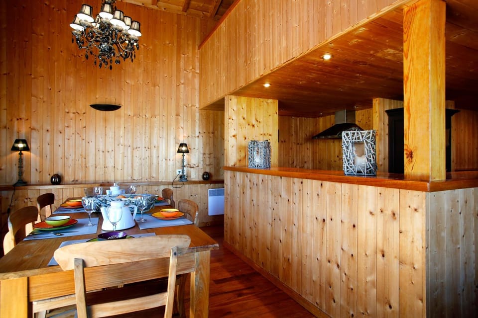Lounge or bar, Dining area
