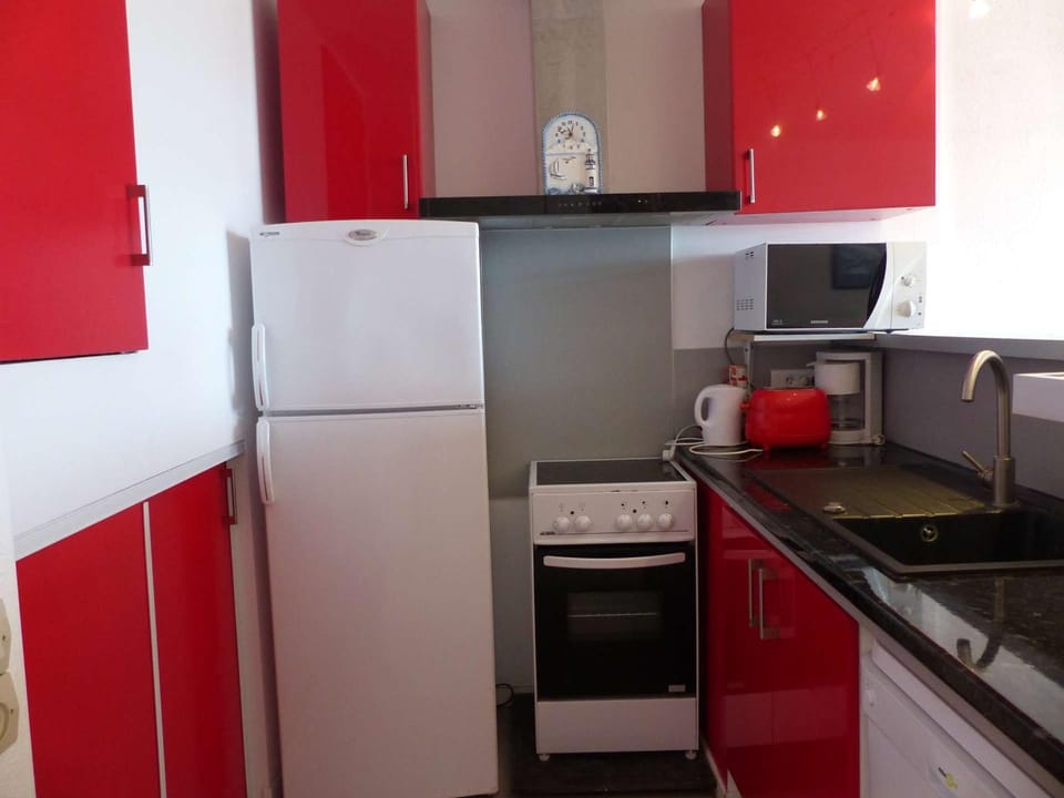 Appartement lumineux pieds dans l'eau au Lavandou - FR-1-308-61 Apartment in Bormes-les-Mimosas