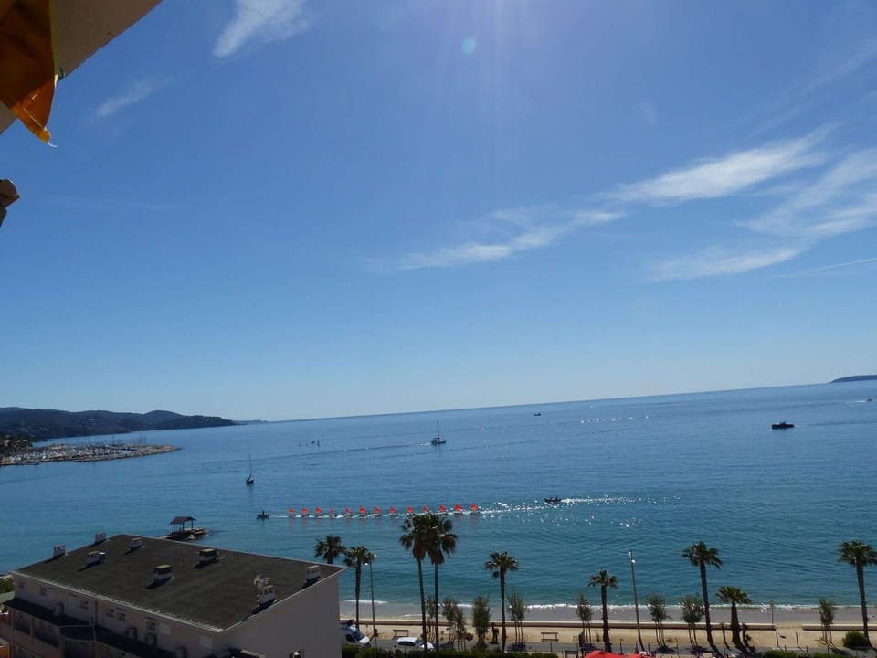 Studio Vue Mer avec Climatisation au Lavandou - FR-1-308-50 Apartment in Le Lavandou