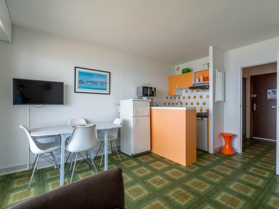 Studio cabine avec balcon, parking privé, accès direct plage, proche centre ville - FR-1-319-44 Cabin in Arcachon
