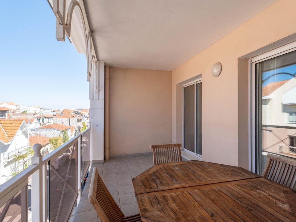 Appartement T3 au Centre d'Arcachon, avec Parking, proche Parc Mauresque et Plage, Terrasse, 2 Chambres - FR-1-319-61 Apartment in Arcachon