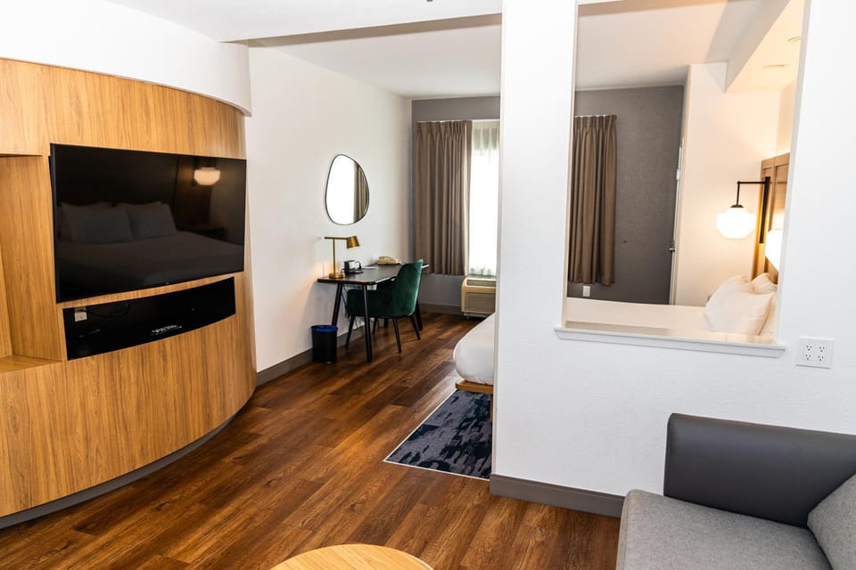 Fairfield Inn and Suites by Marriott Elk Grove Hotel in Sacramento