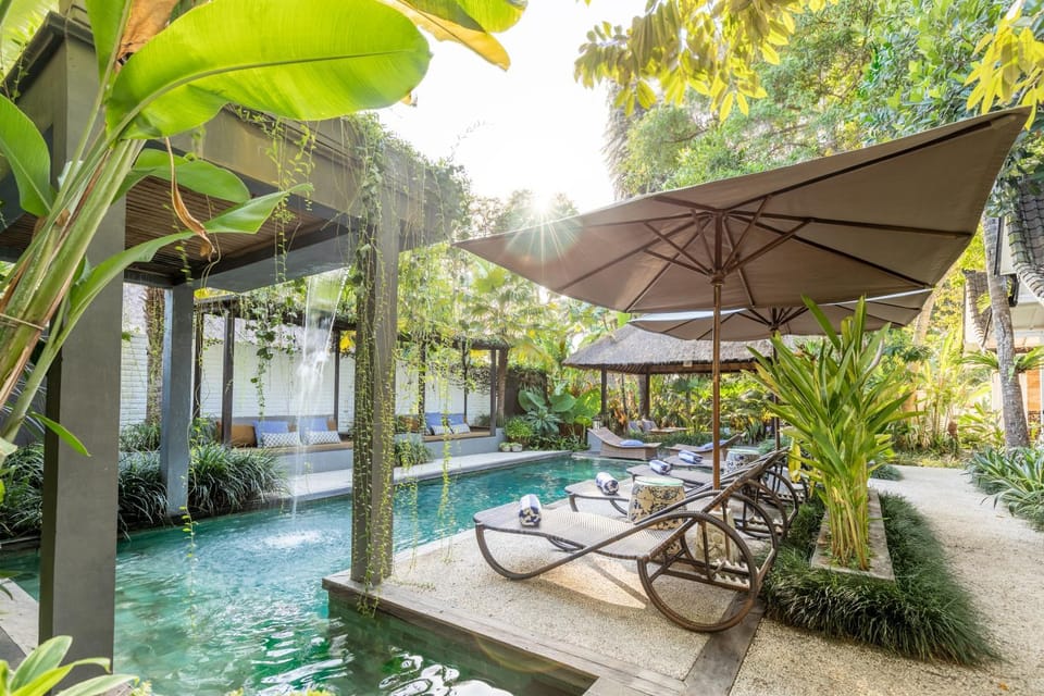 Garden, Swimming pool