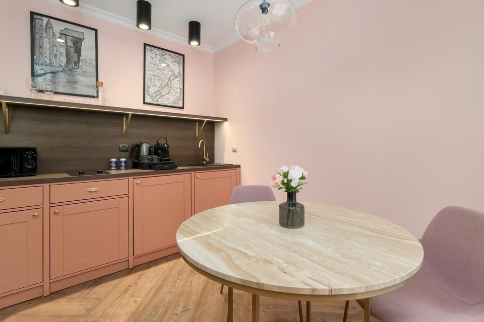 Coffee/tea facilities, Kitchen or kitchenette