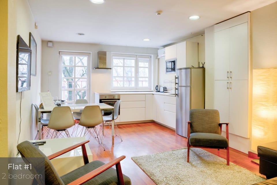TV and multimedia, Balcony/Terrace, Kitchen or kitchenette, Living room, Dining area