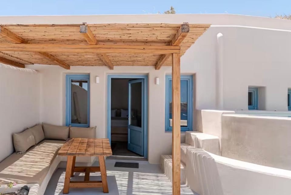 Akrorama private villas and suites Villa in Santorini