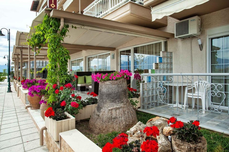 Inner courtyard view