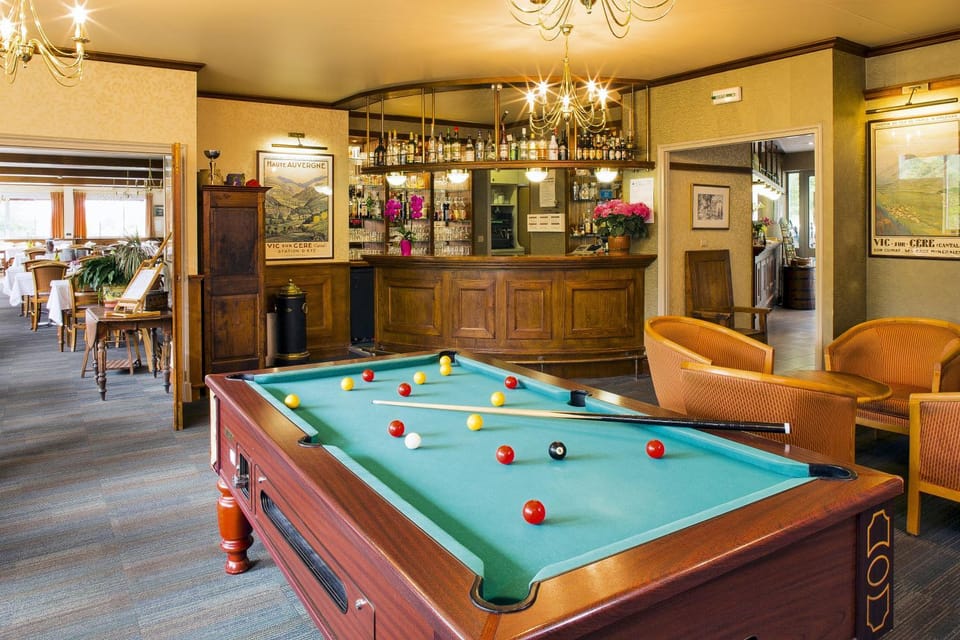 Billiard