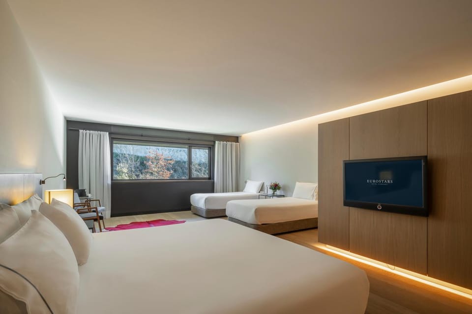 Bed, View (from property/room), Photo of the whole room