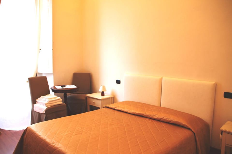 Day, Photo of the whole room