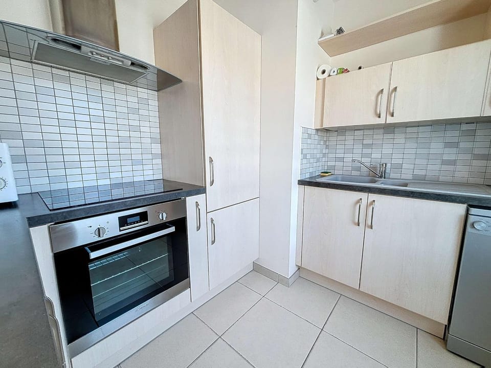 Appartement 3P avec Ascenseur, Parking et Proche Plage à Granville - FR-1-361-59 Apartment in Granville