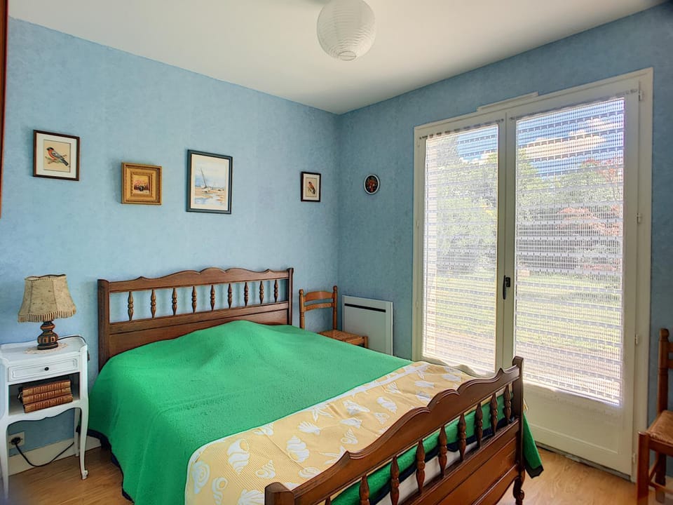 Maison de plain-pied avec jardin, à 200m de la plage et 400m des commerces - FR-1-361-58 House in Jullouville