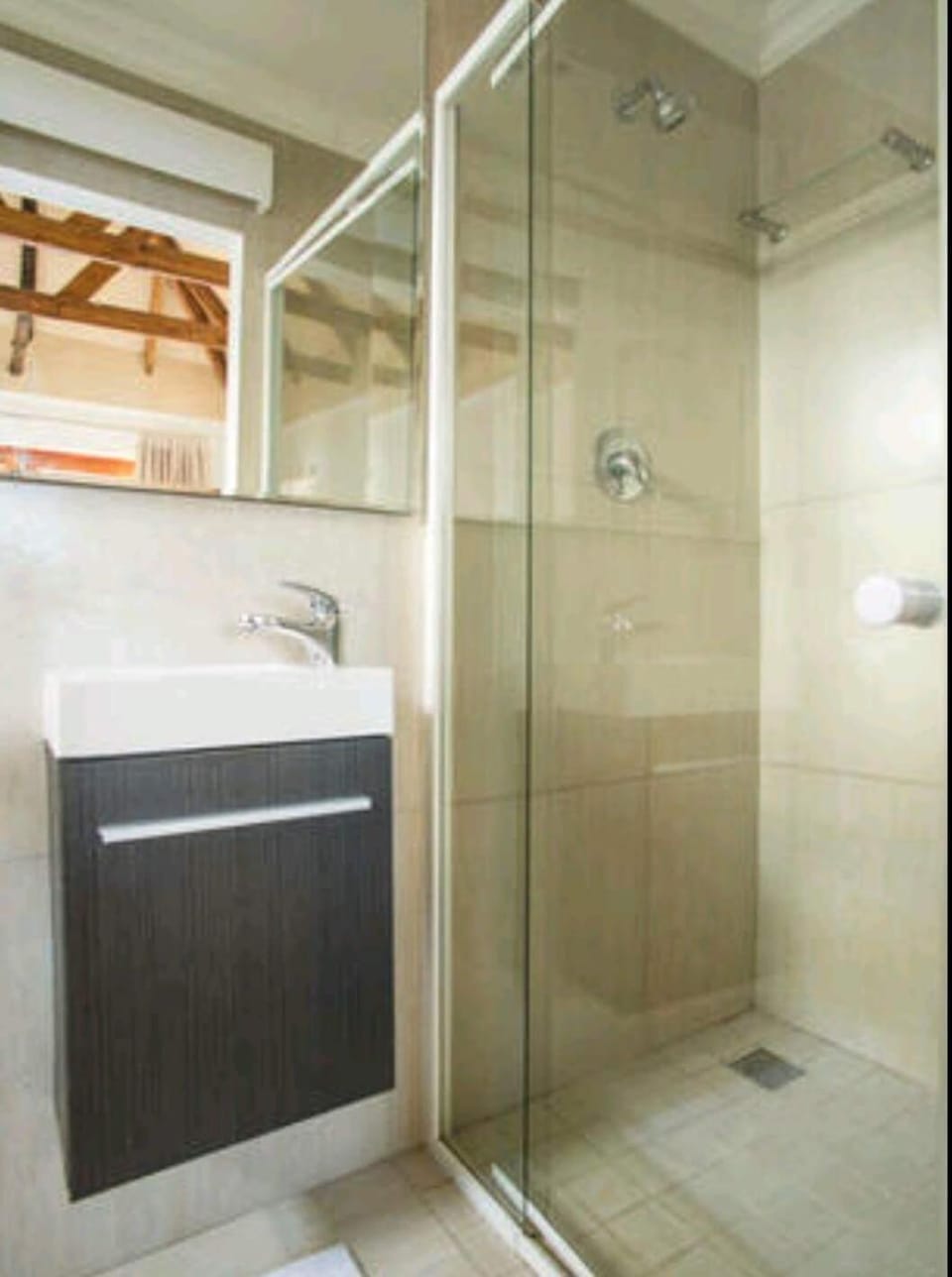Shower, Toilet, Bathroom, Bedroom