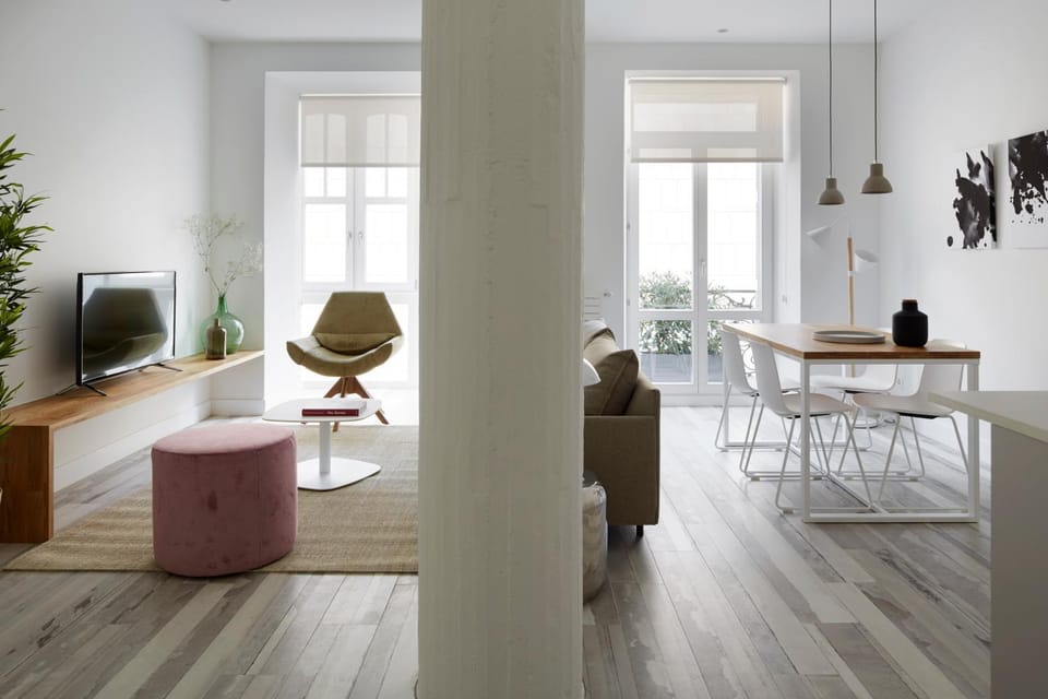 Living room, Dining area