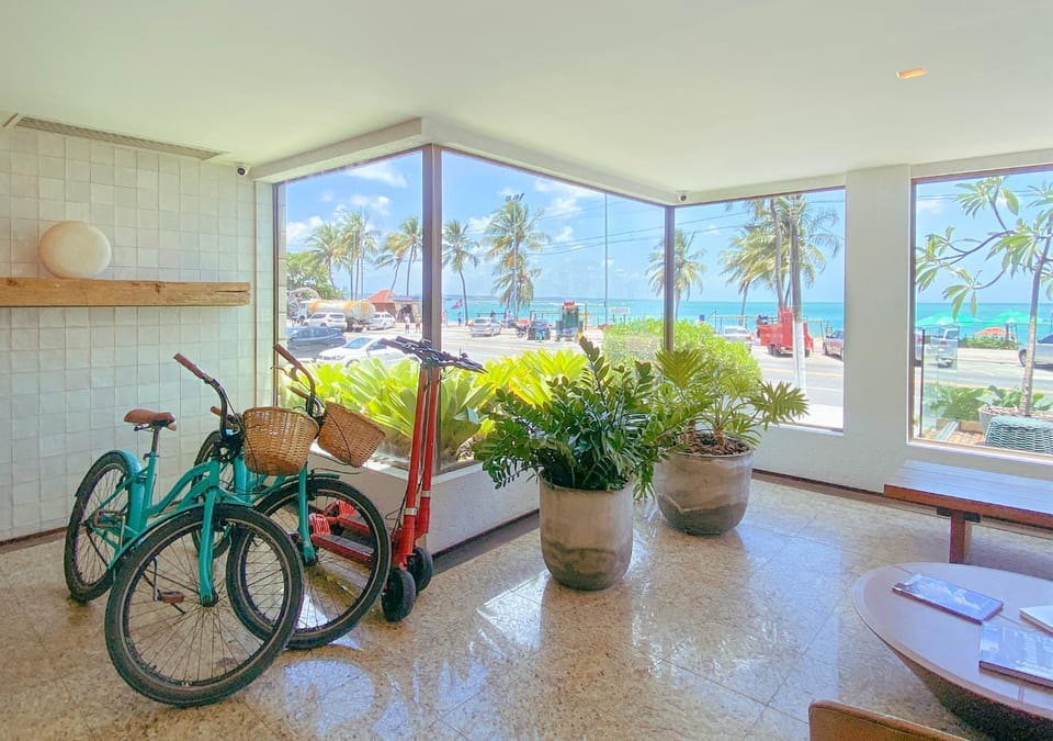 Cycling, Sea view