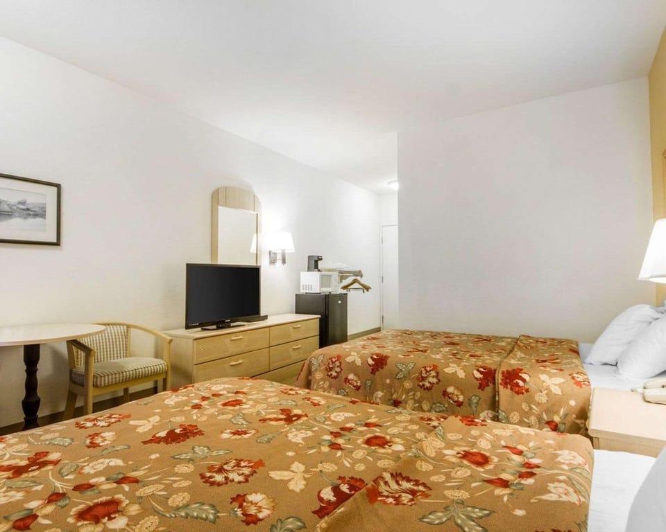 Photo of the whole room, On site