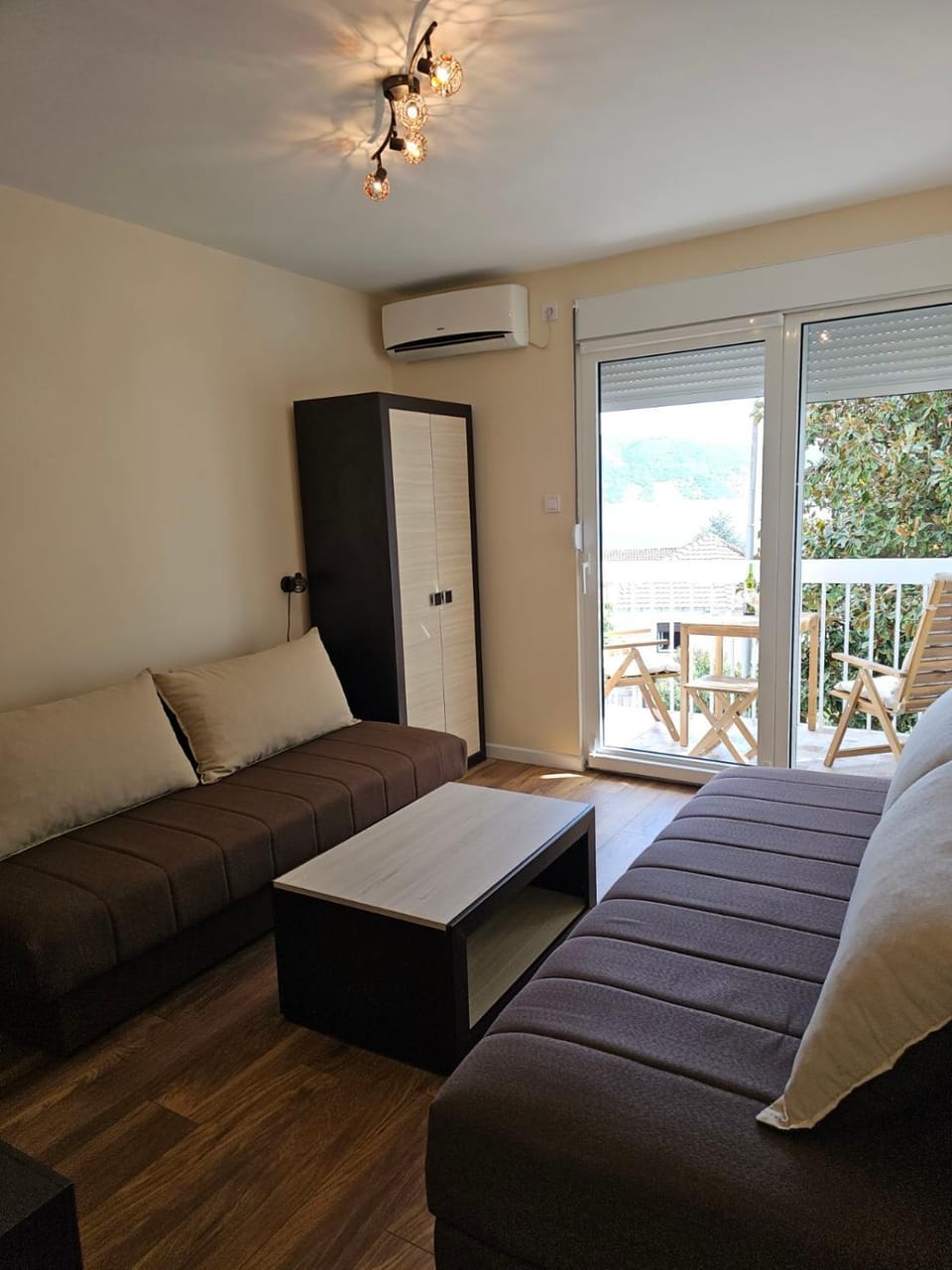 Property building, Living room