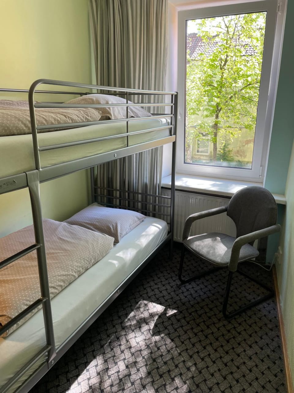 Bedroom, City view, bunk bed