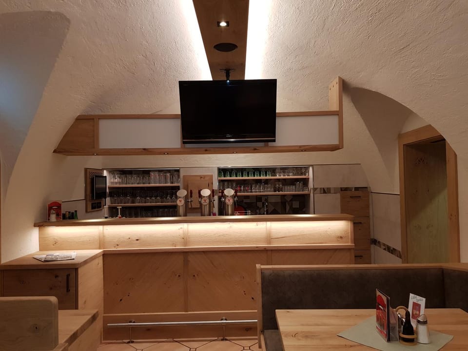 Lounge or bar