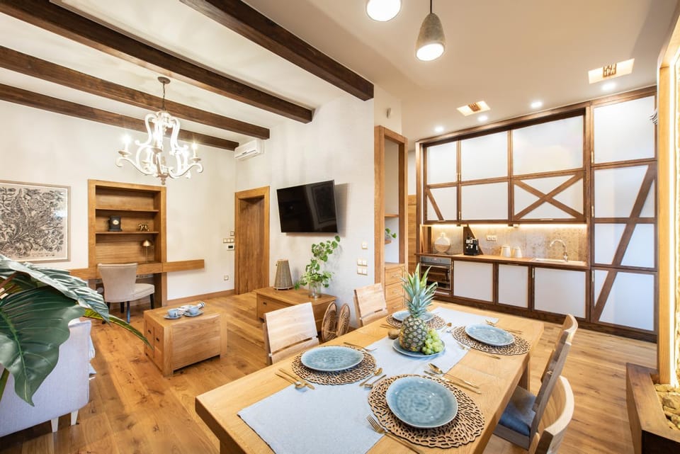 Kitchen or kitchenette, Living room, kitchen