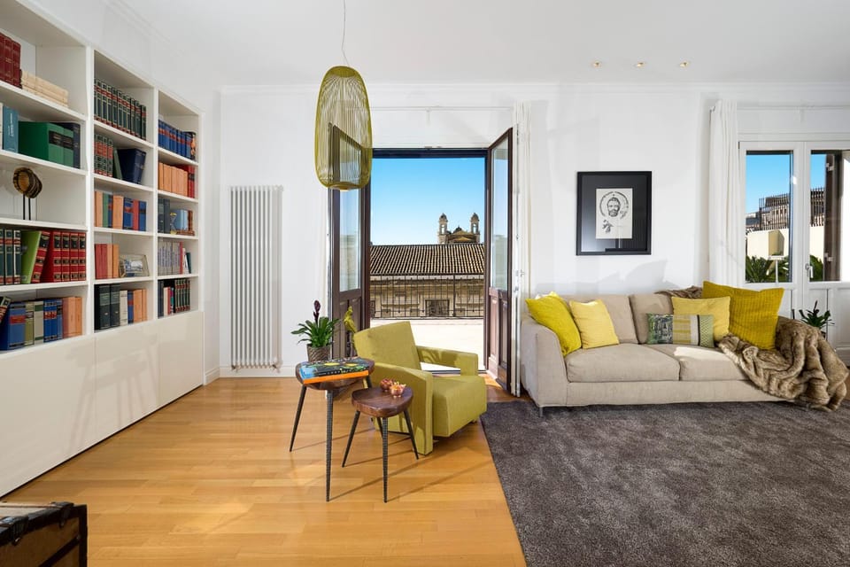 Communal lounge/ TV room, Living room