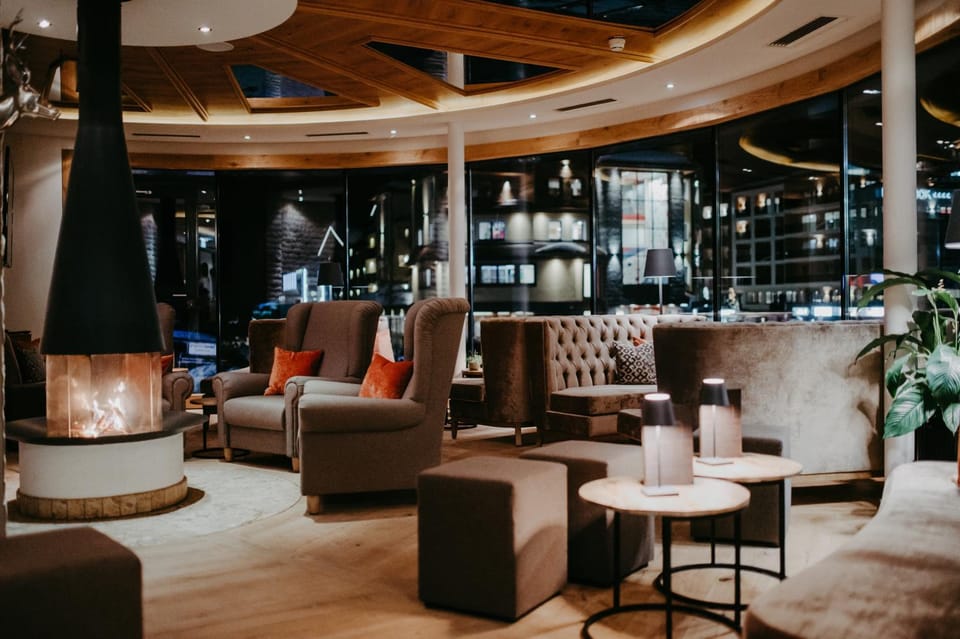 Lounge or bar, Drinks