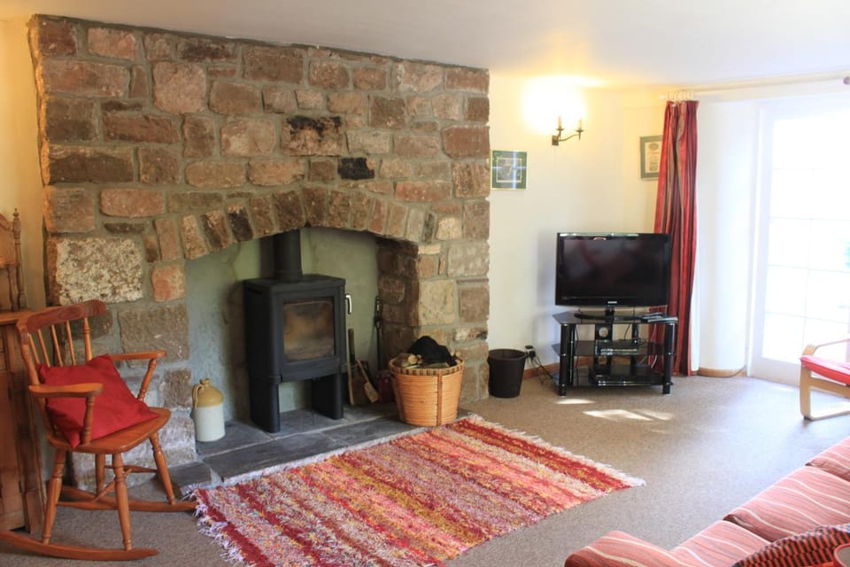 Communal lounge/ TV room, Living room, Decorative detail