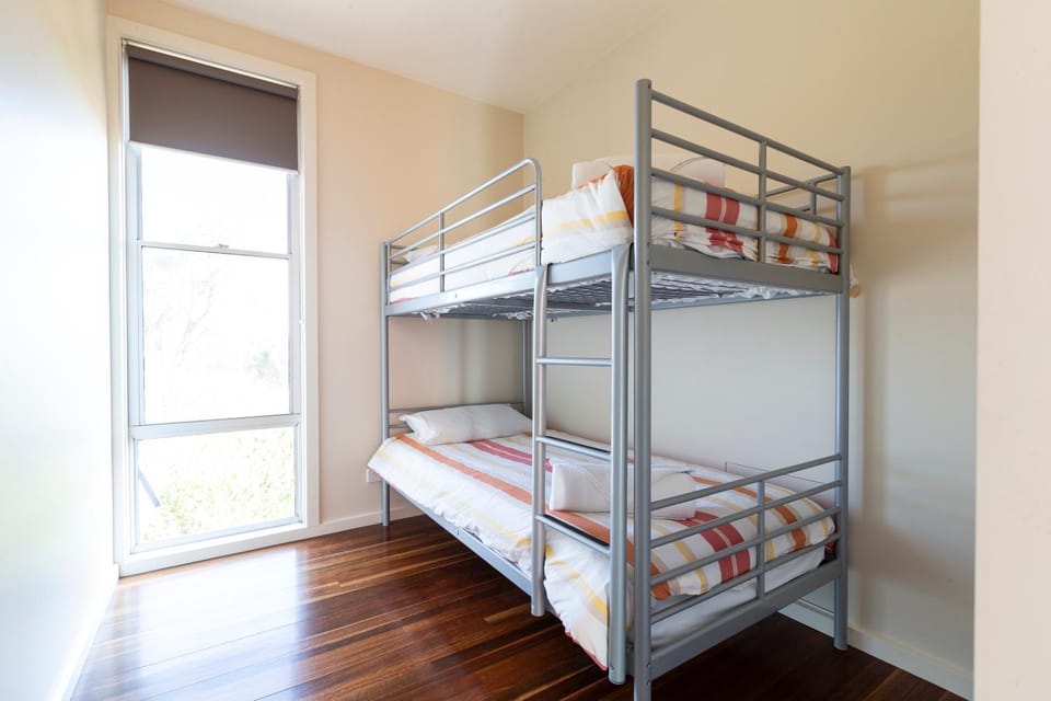 Bed, Bedroom, bunk bed
