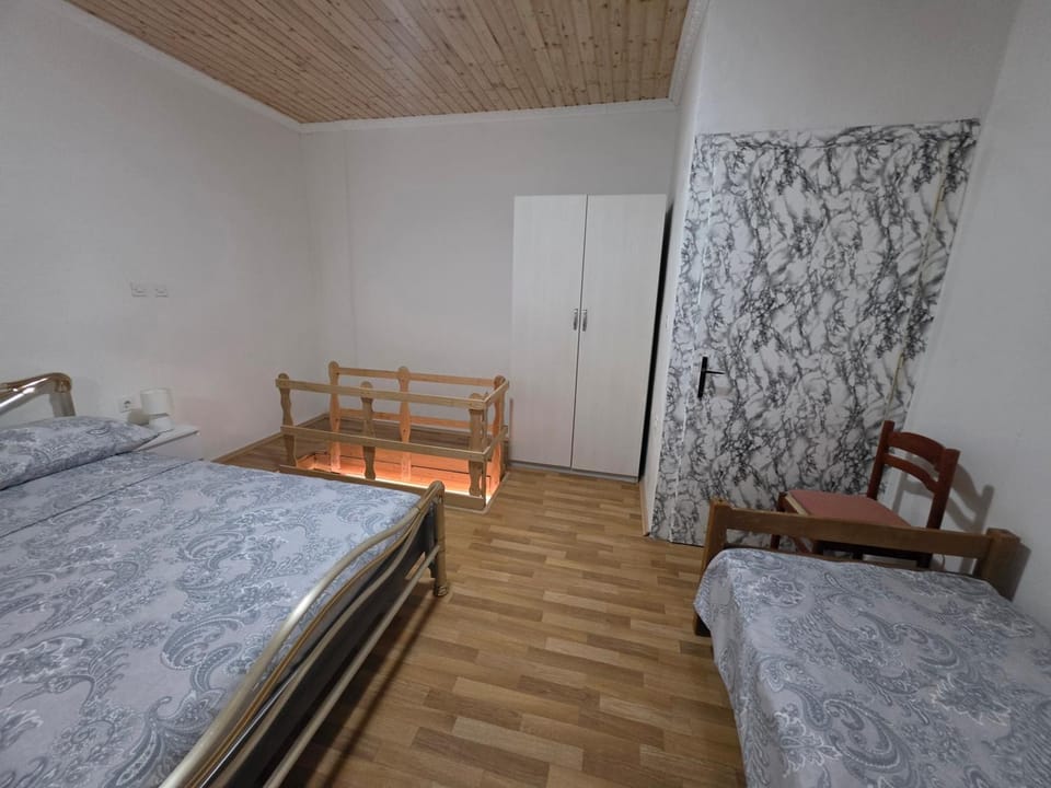 Studio Apartman Kaštel Kambelovac Apartment in Šibenik-Knin County, Croatia