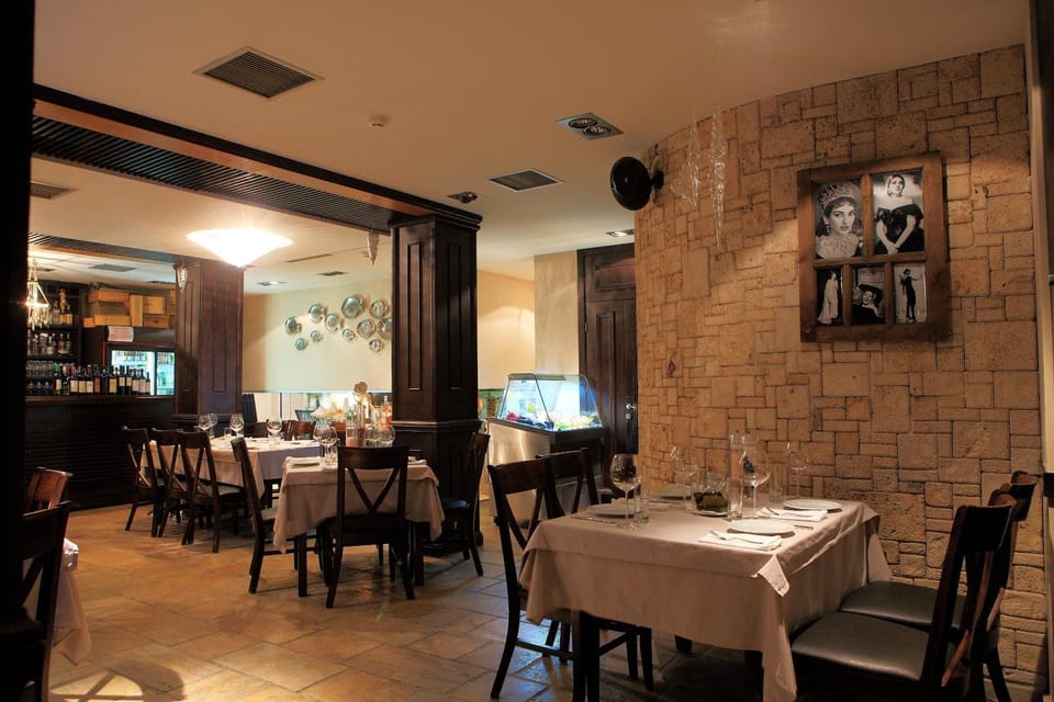 Restaurant/places to eat