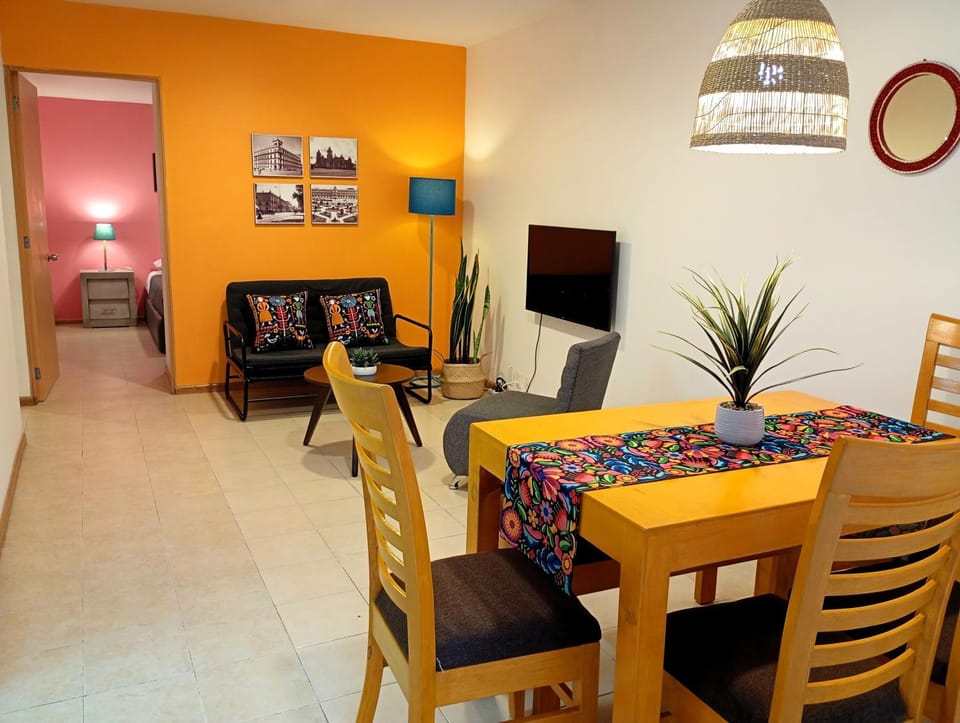 TV and multimedia, Living room, Dining area