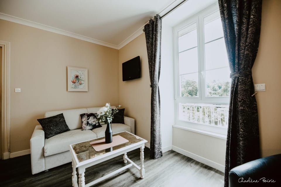 Grand Hôtel des Bains Apartment hotel in Provence