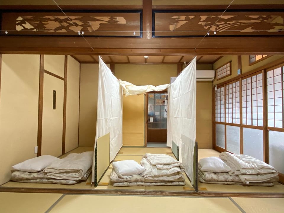 Fujitatami Guesthouse Bed and Breakfast in Osaka Prefecture