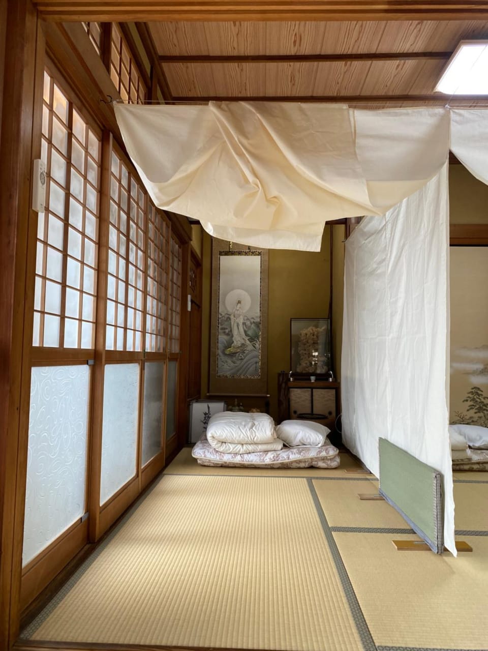 Fujitatami Guesthouse Bed and Breakfast in Osaka Prefecture