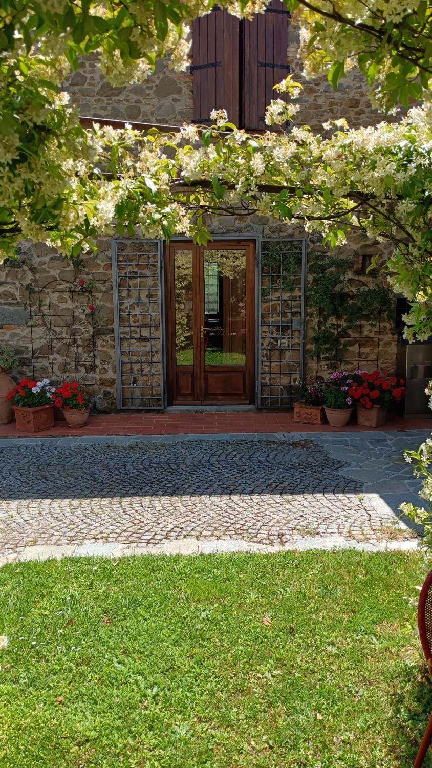 Casina in pietra House in Pistoia