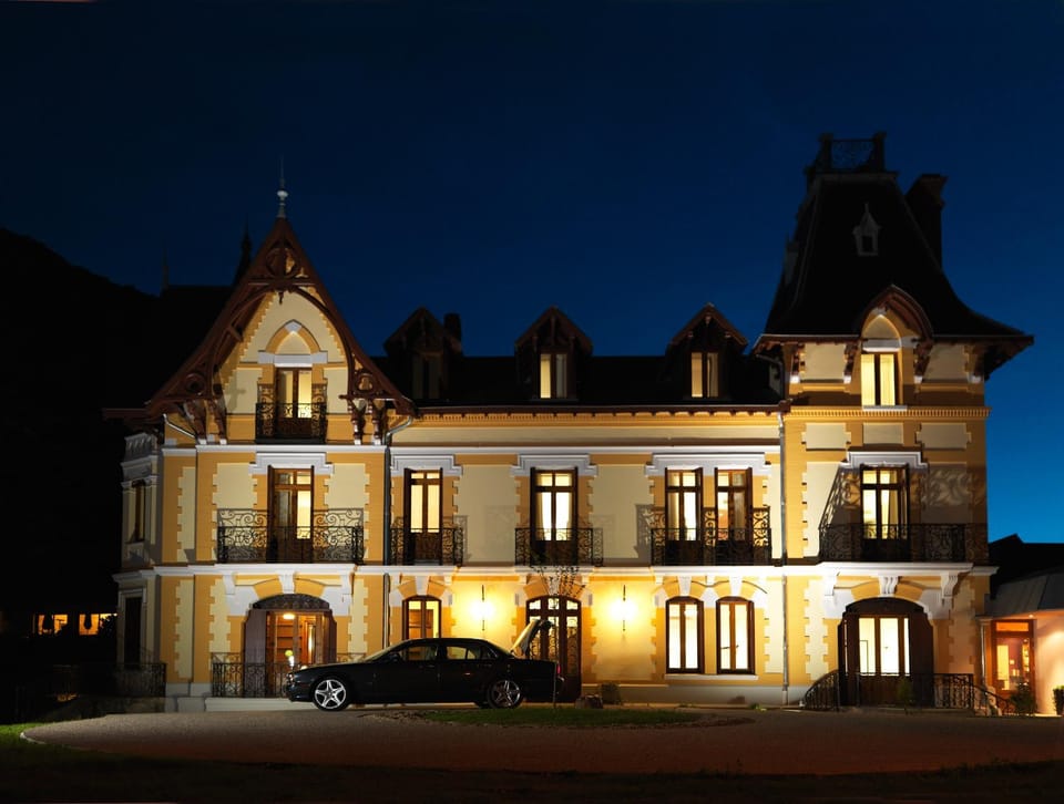 Property building, Night