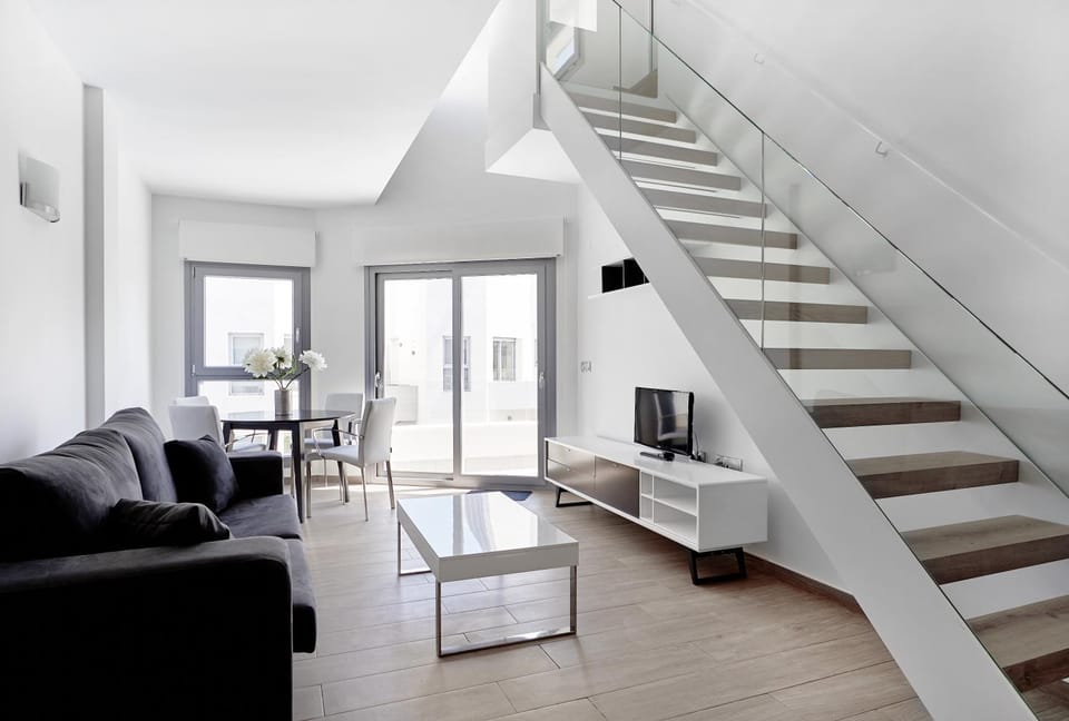 Living room, Photo of the whole room