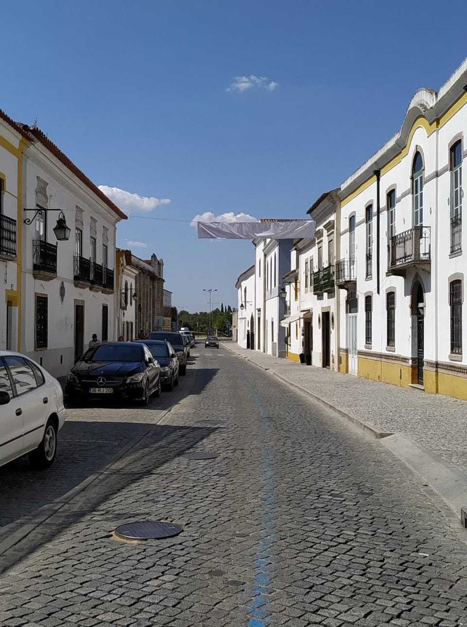 Neighbourhood, Street view