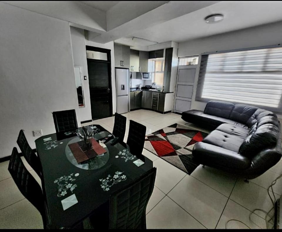 Living room, Dining area, kitchen