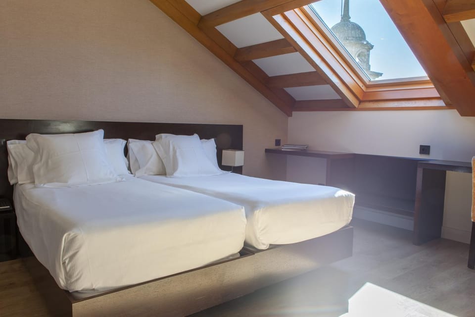 Bed, Other, Bedroom, City view