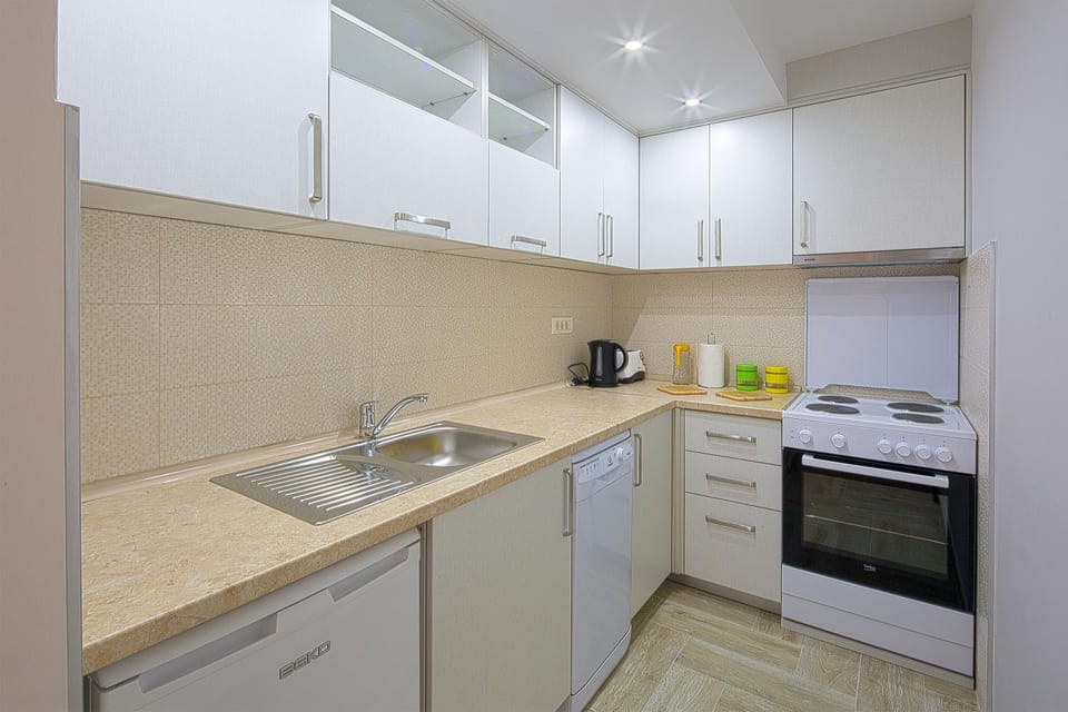 Coffee/tea facilities, Kitchen or kitchenette