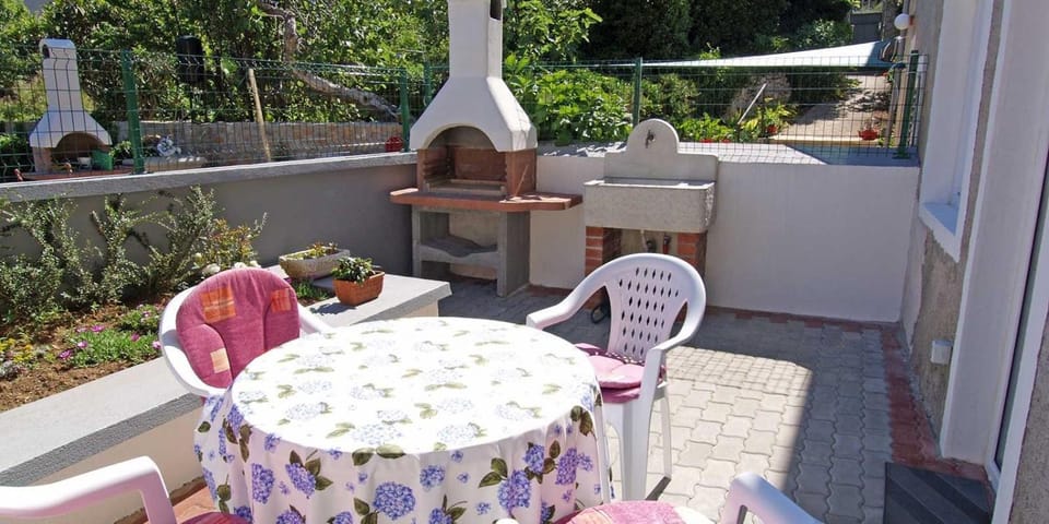 Federica A2+1 Apartment in Primorje-Gorski Kotar County