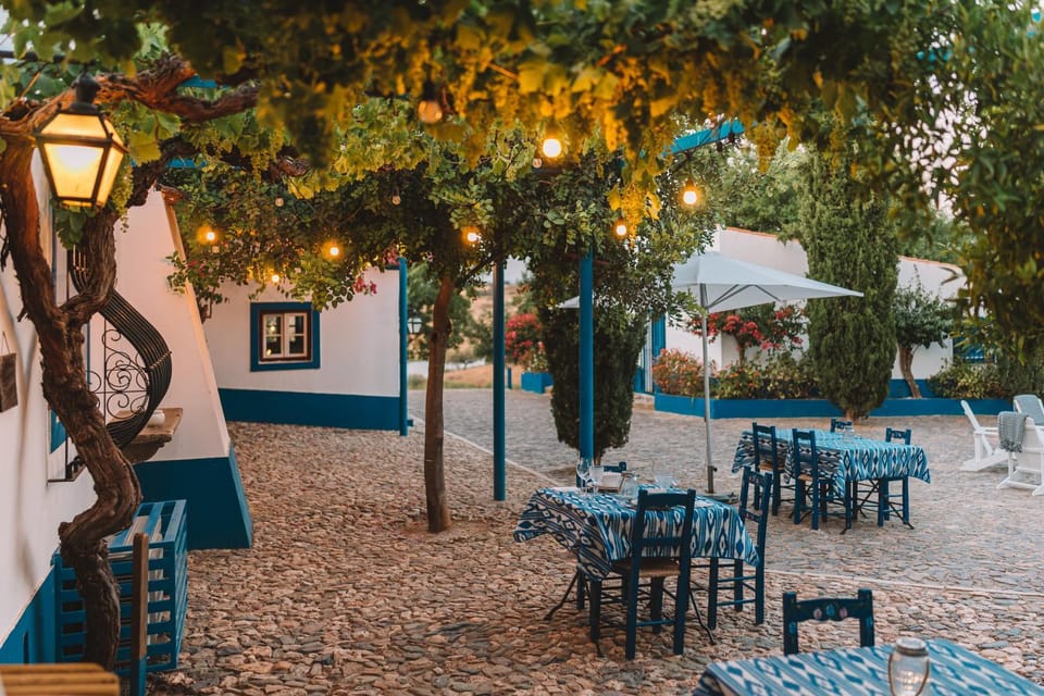 Property building, Patio, Restaurant/places to eat, Garden, Banquet/Function facilities, Garden view