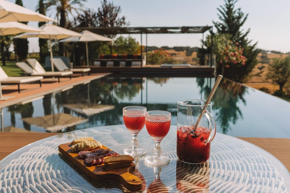 Food and drinks, Food, Pool view, Swimming pool, Drinks, sunbed