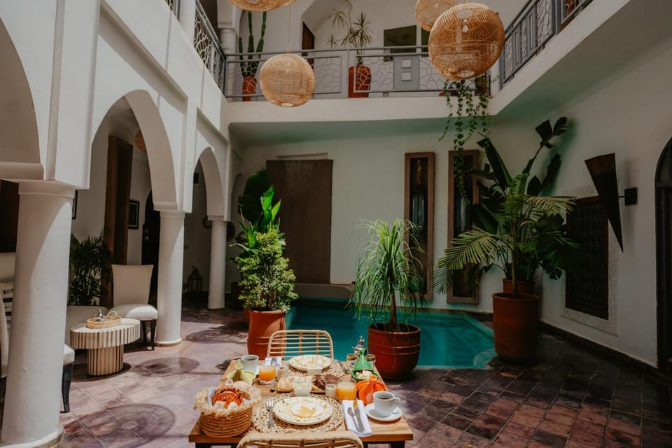 Patio, Restaurant/places to eat, Breakfast
