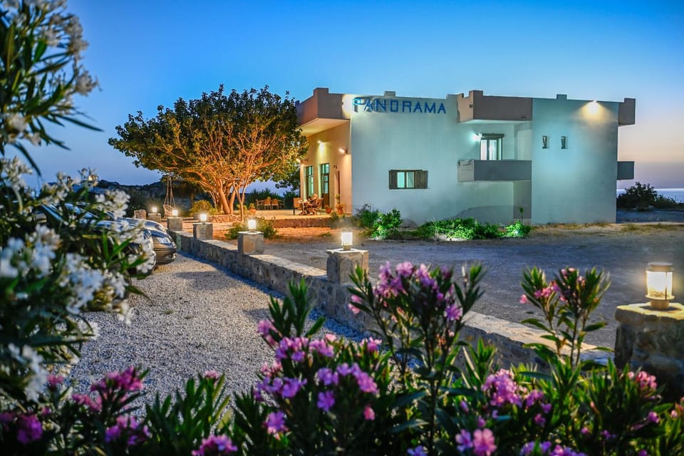 Property building, Garden view