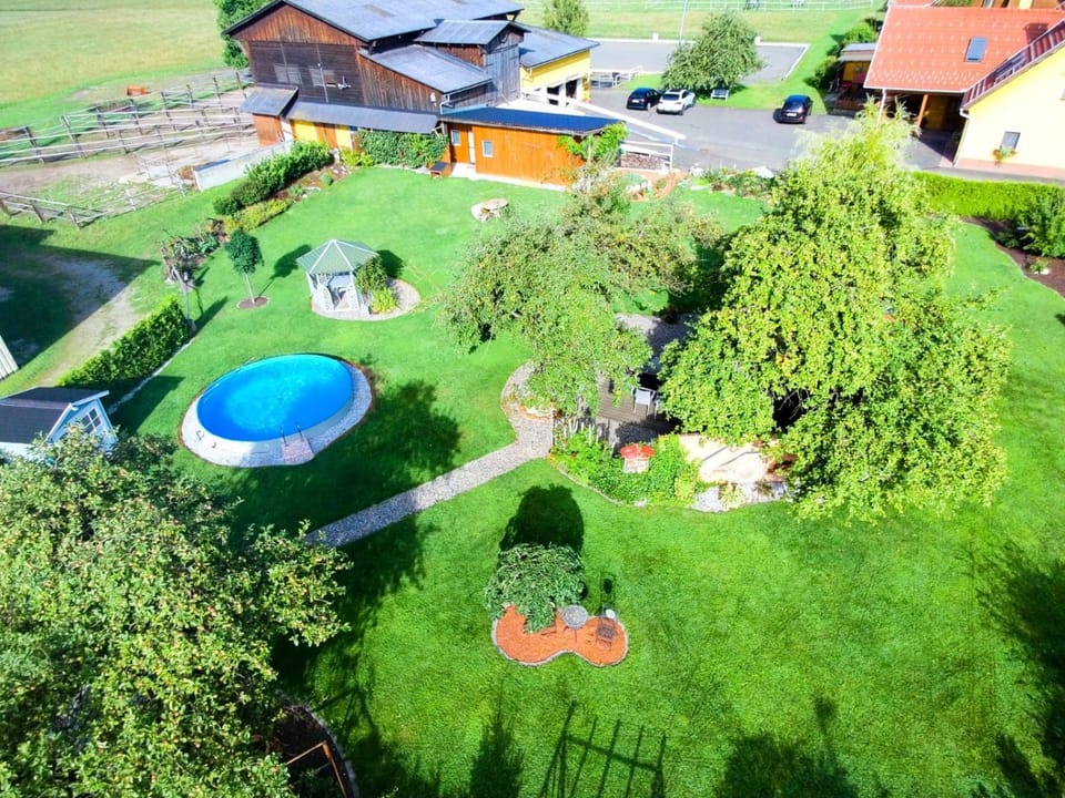 Hochfellner Bed and Breakfast in Spielberg