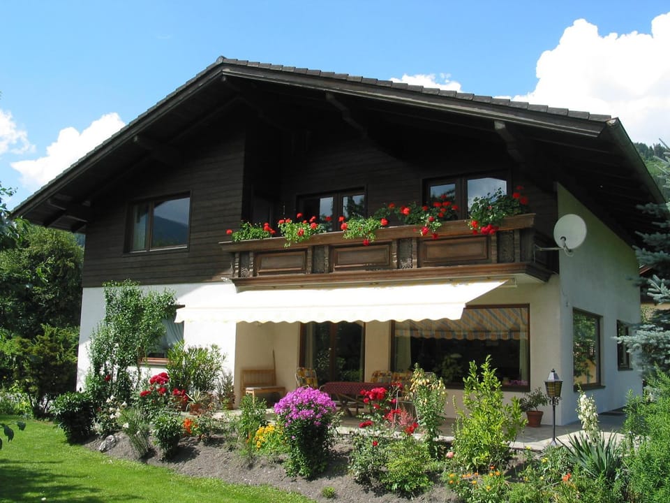 Property building, Summer